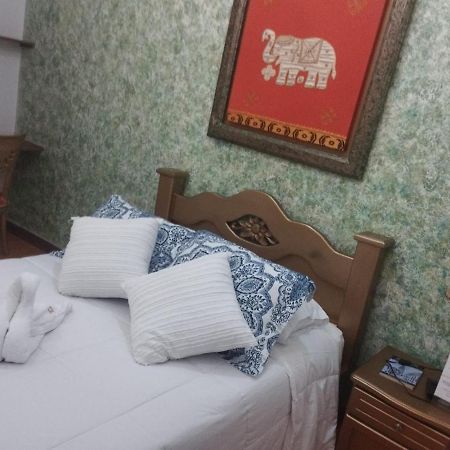 Отель Salamina Highs Экстерьер фото